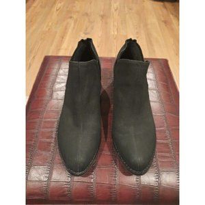 Vince Camuto Women’s Carlal Leather Boots Almond Ankle High Booties Size…